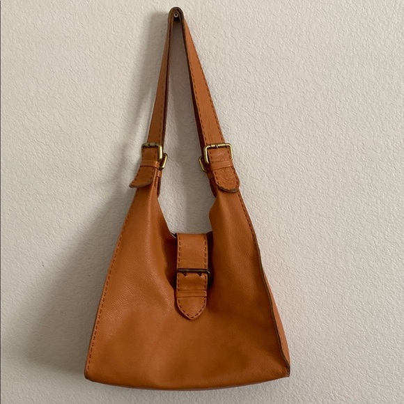 Carla Mancini Soft Pebbled Leather Elegant Shoulder Bag - Picture 1 of 9